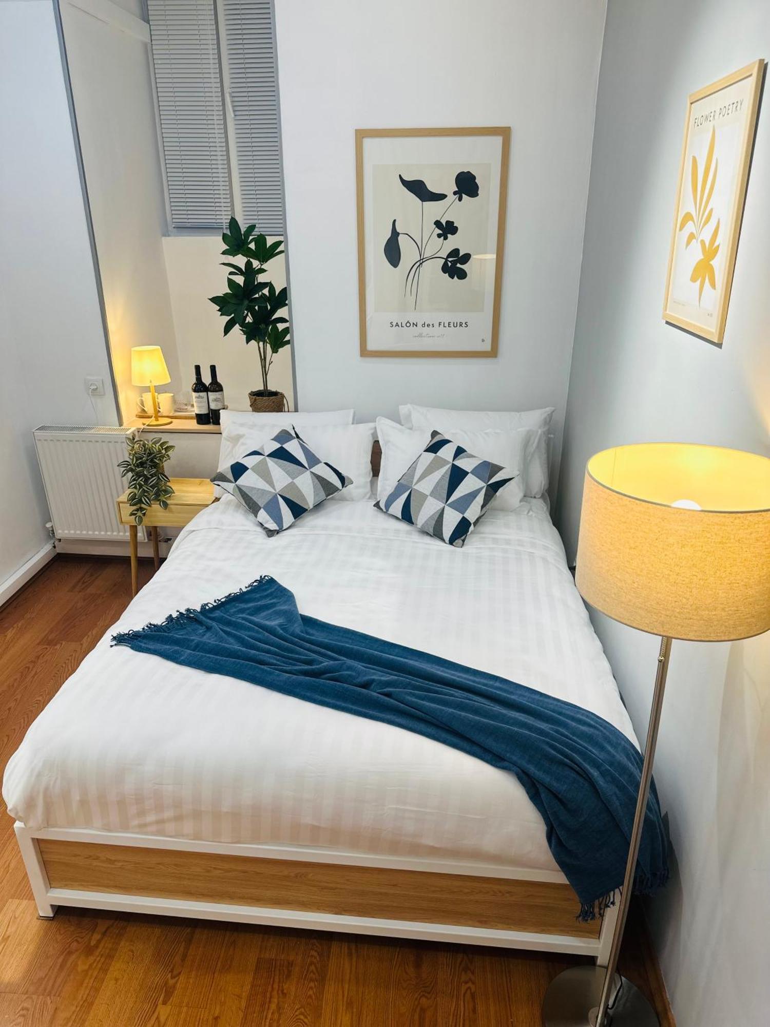 Cosy Koala Hostel Тбилиси Экстерьер фото
