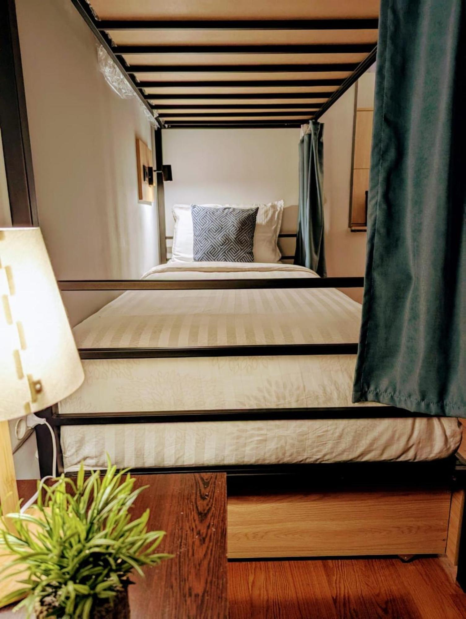 Cosy Koala Hostel Тбилиси Экстерьер фото